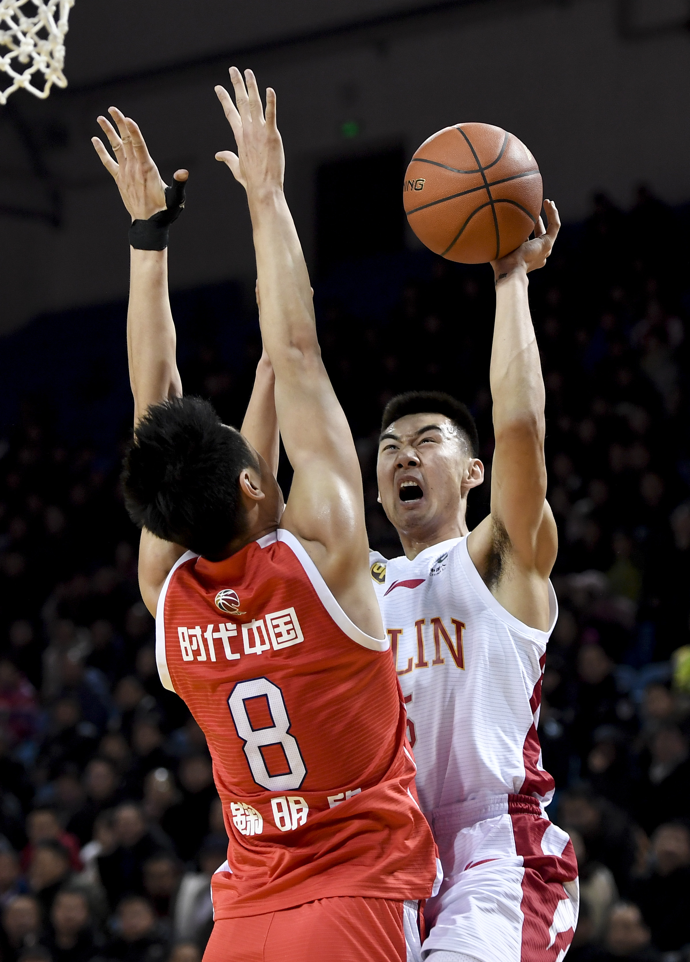 时刻挺身而 时刻挺身而