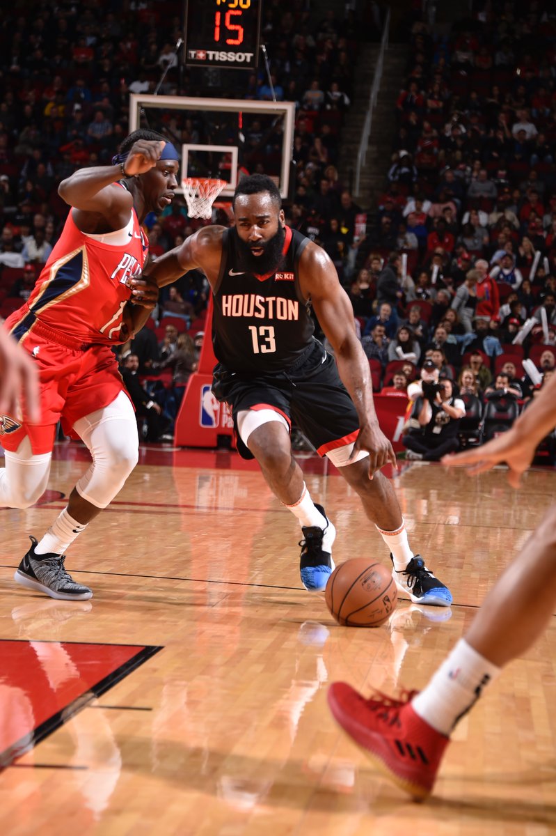 但曼联仍然 但曼联仍然