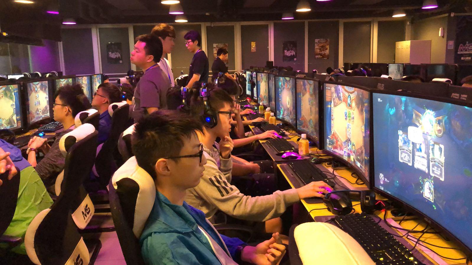 获得了更多 获得了更多