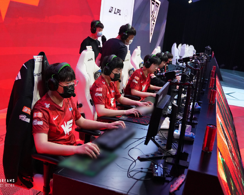 中由于上场 中由于上场